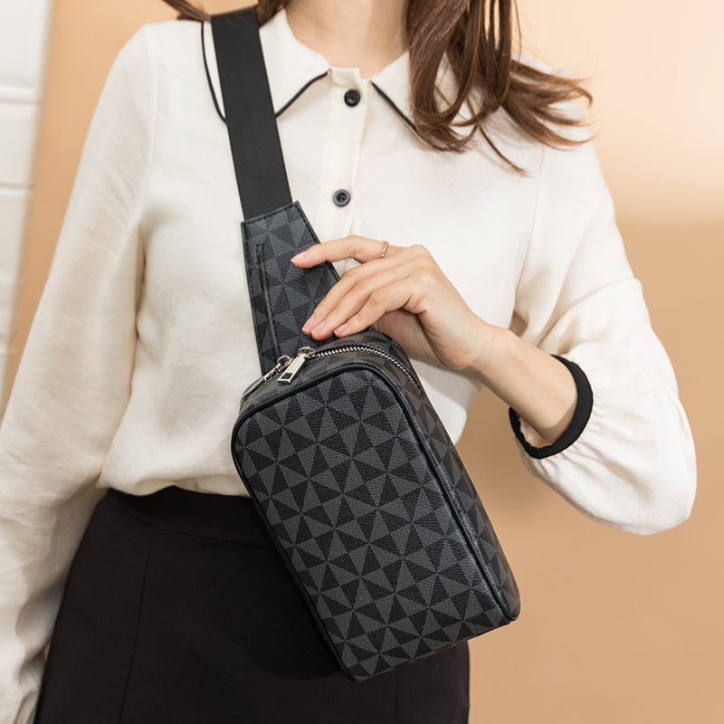 Luxury Fashion Chest Bags for  - Luxury Bags Sling ulasan dan harga